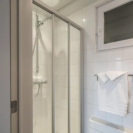 3e Verdiep 3-slaapkamer Op De Zeedijk In Hartje Voor 7 Personen * Knokke-Heist