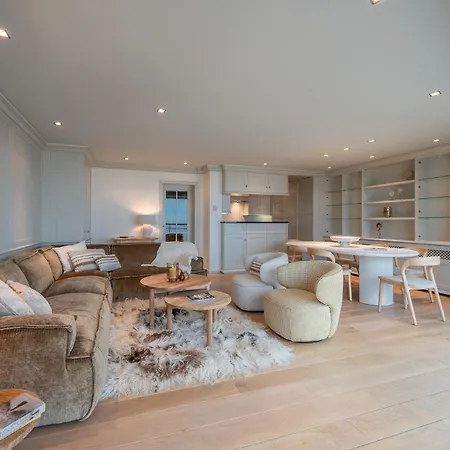3e Verdiep 3-slaapkamer Op De Zeedijk In Hartje Voor 7 Personen *